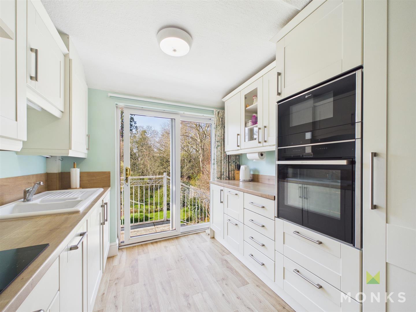 3 Oakfield Road, Shrewsbury, SY3 8AA For Sale